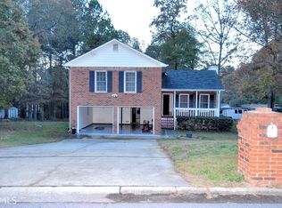 146 Eric Run Ct, Lawrenceville, GA 30043