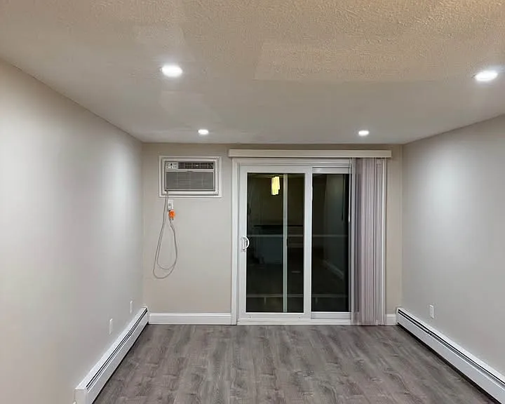 Pondsview Apartments — Photo 133