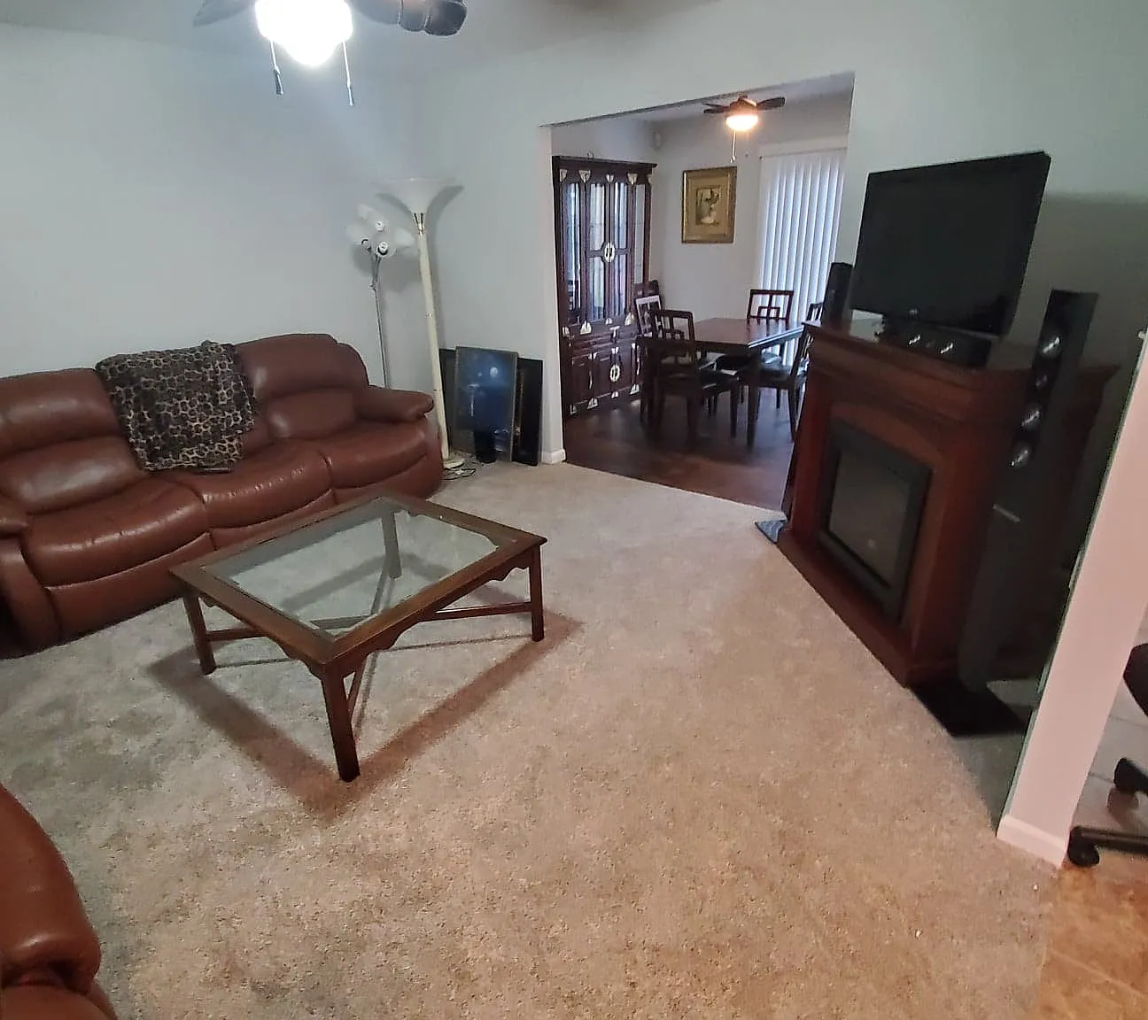 4 bed, 2020 sqft, $1,600 — Photo 3