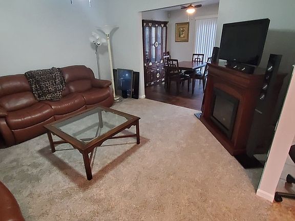 3rd image of 626 Seitz Ct