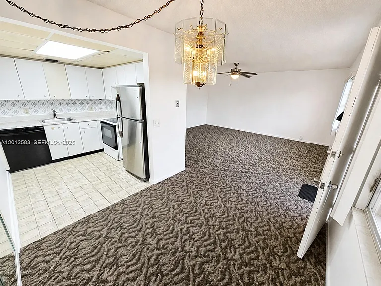 13250 SW 7th Ct #402L — Photo 3
