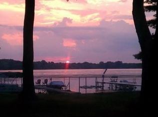 25116 S Wind Lake Rd, Wind Lake, WI 53185