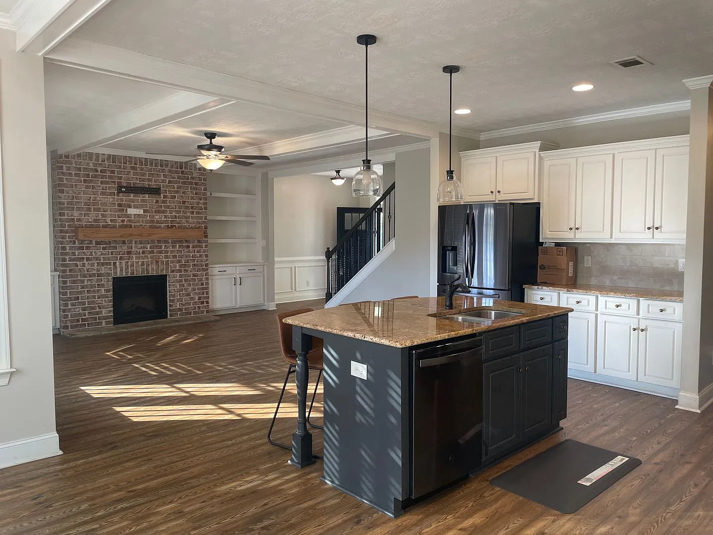 Great Single Family Home in Evans Location — Photo 4