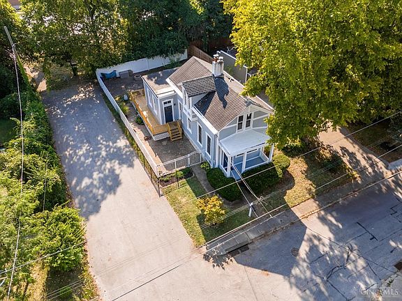 3rd image of 3538 Larkspur Ave