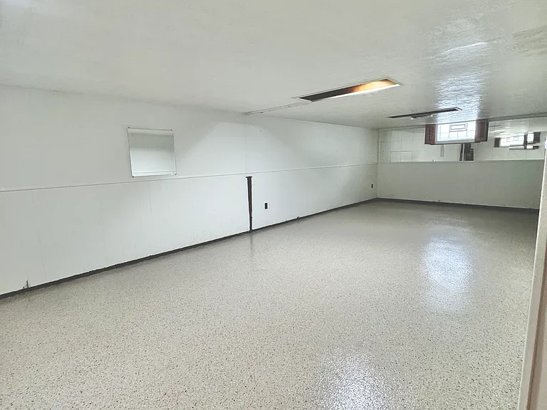 1274 Maple Dr — Photo 11