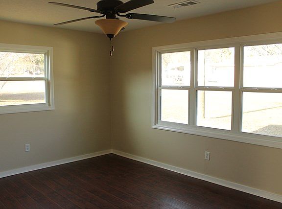 2nd image of 23 Newberry Dr