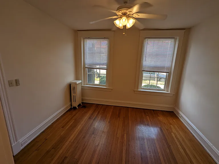 7 N Arthur Ashe Blvd #10 — Photo 11