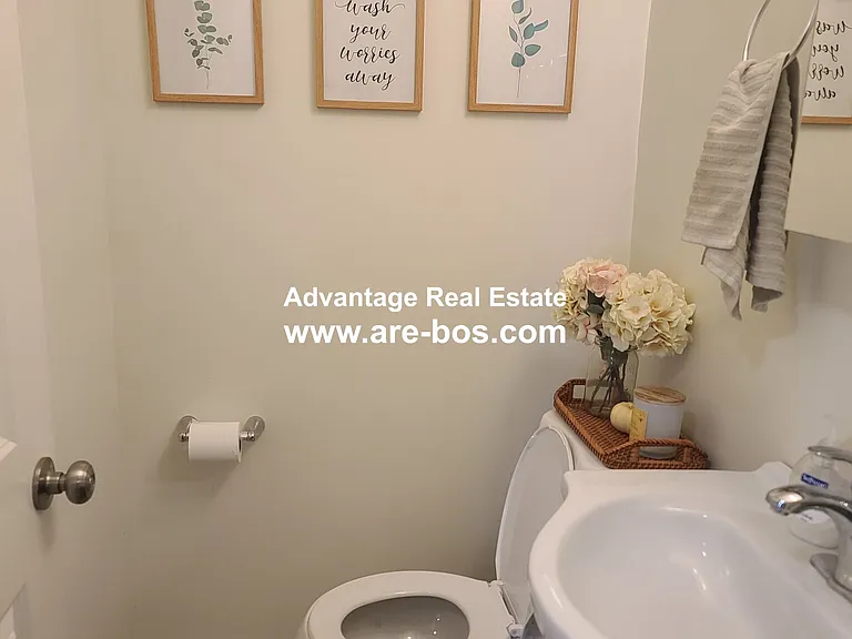 121 Webster Ave #4 — Photo 13