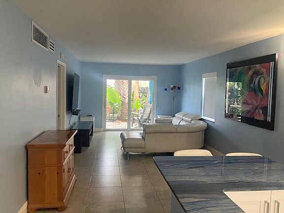 2nd image of 2901 NE 51st Street