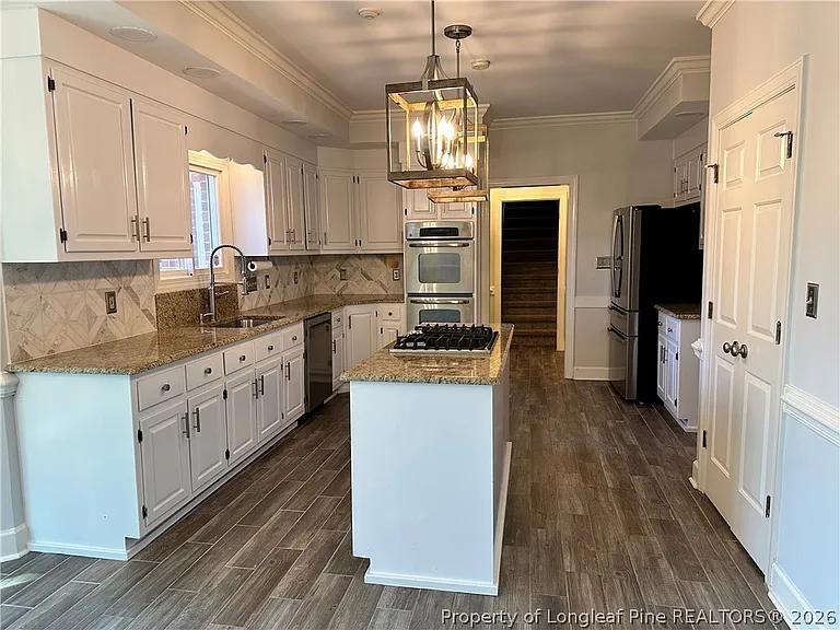 493 Kingsford Rd — Photo 10