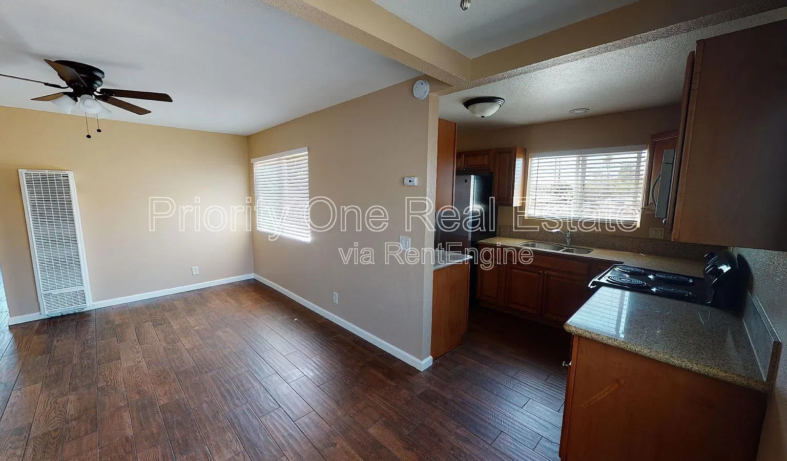 2 bed, 1.0 bath, 950 sqft, $2,000 — Photo 2