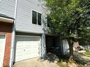 688 Ilyssa Way, Staten Island, NY 10312