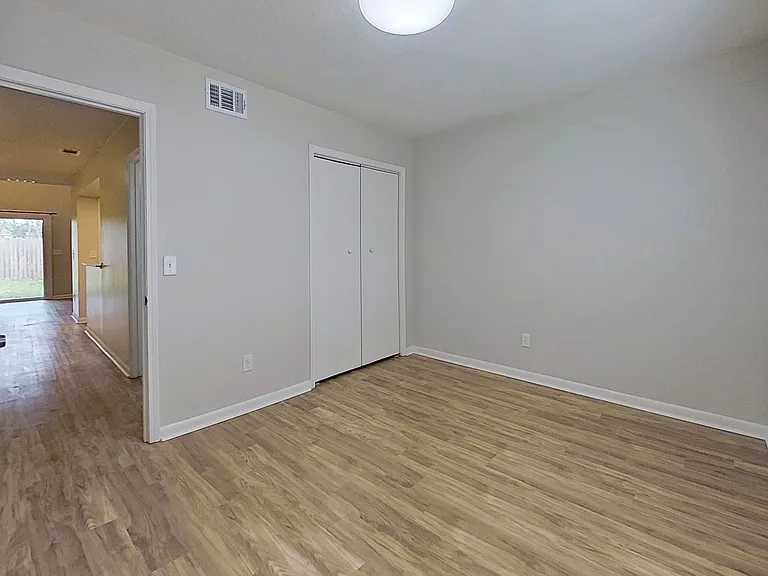 7607 Melissa Ct N — Photo 11