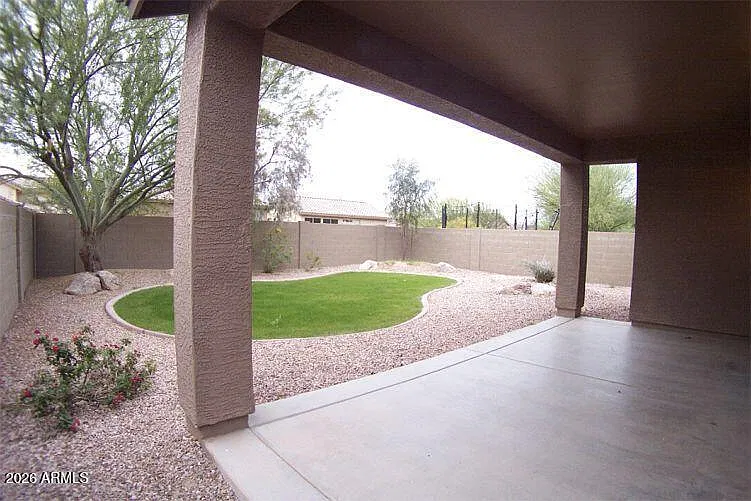 4 bed, 2.5 bath, 2168 sqft, $2,400 — Photo 3