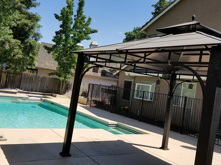 7525 Ryland Ct — Photo 2