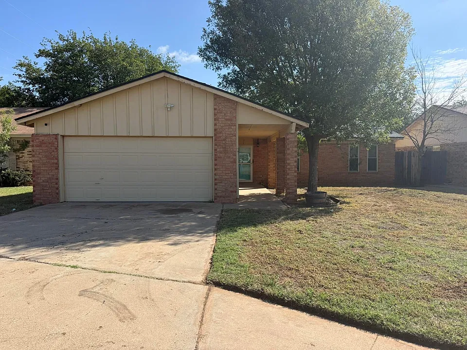 8203 Geneva Ave