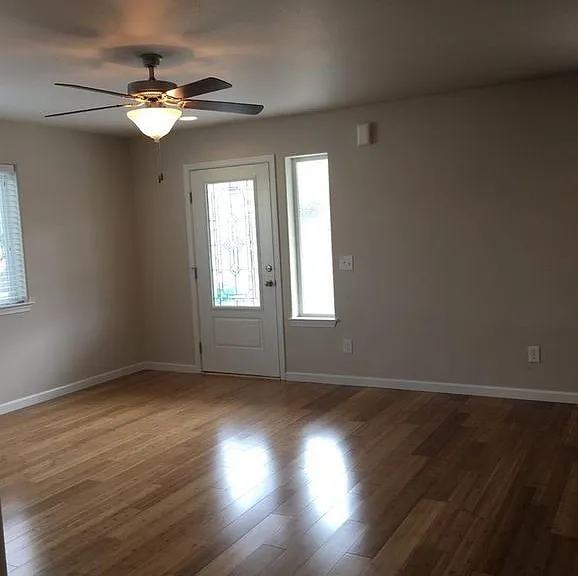 510 Harbor View Dr #A — Photo 6