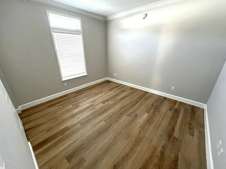 1029 Mayapple Ln #1029E — Photo 10