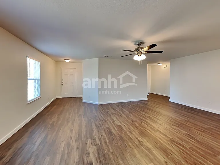 803 Windflower Dr — Photo 9