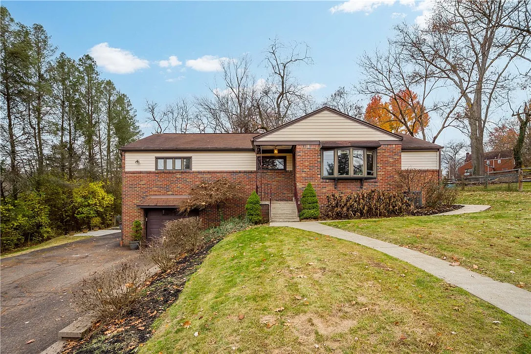 134 Marwood Dr photo 1