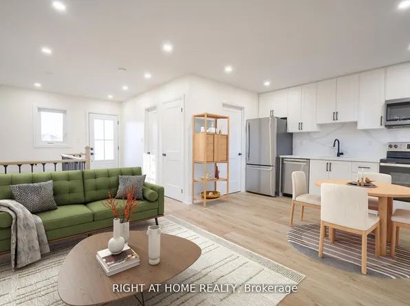 809 Helen Cres, Pickering, ON L1W 1V1