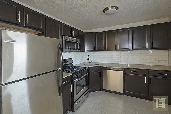 Rented by Halstead Real Estate | media 8