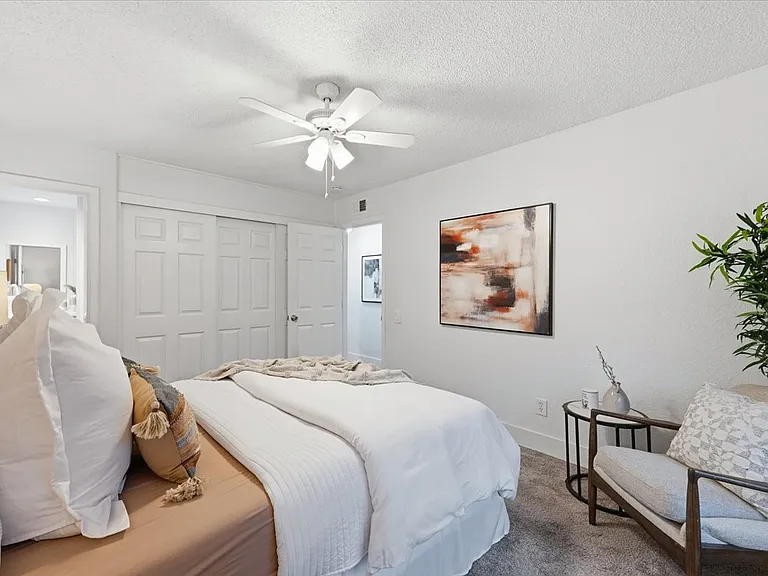 2680 S Whitney Blvd — Photo 7