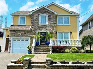 63 Ridge Rd, Nutley, NJ 07110