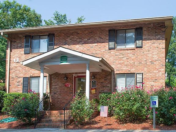 Leasing Office