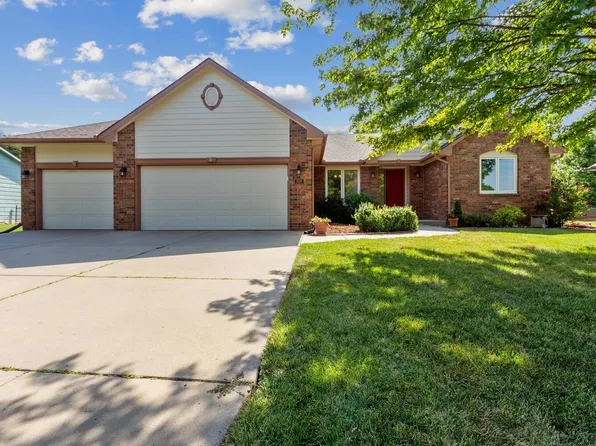 808 N Crest St, Wichita, KS 67206