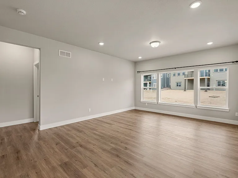 16353 Cattle Creek Ct — Photo 19