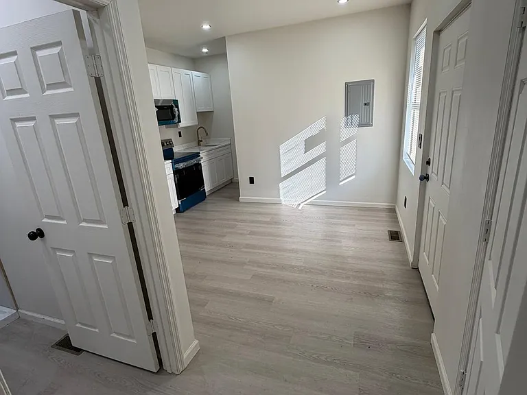 3720 Westfield Ave #B — Photo 9