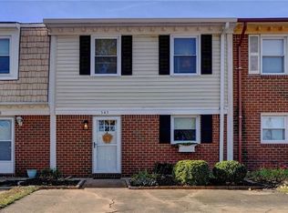 545 Barberton Dr, Virginia Beach, VA 23451
