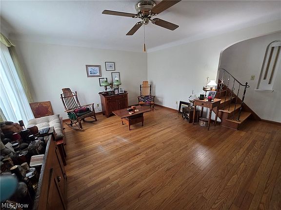 2nd image of 1124 Irene Rd