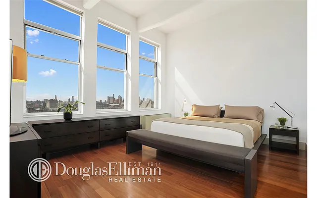 Sold by Douglas Elliman | media 25