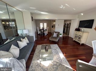 8236 Kings Crown Rd, Pikesville, MD 21208