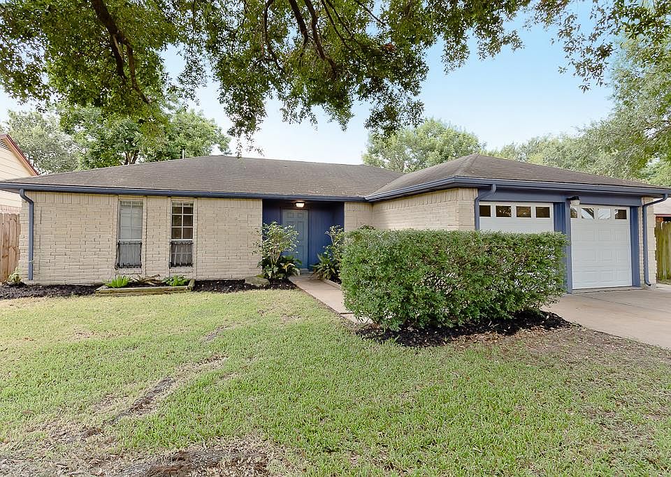 1st image of 1319 Twining Oaks Ln
