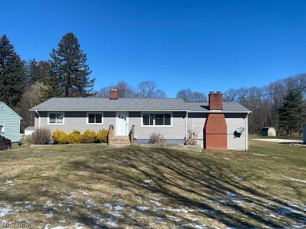 3806 McCarty Dr, Canfield, OH 44406