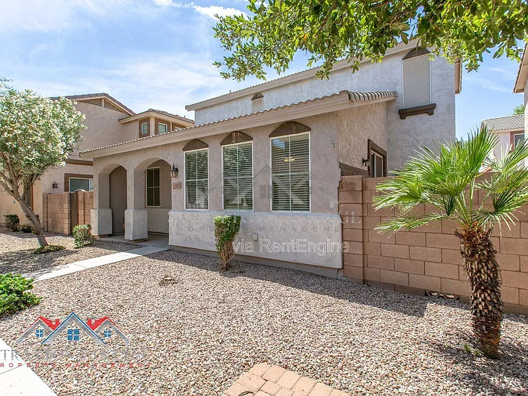 4352 E Carla Vista Dr — Photo 2