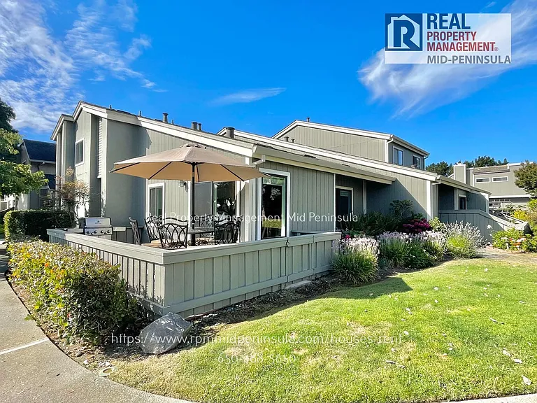 827 Phoenix Ln — Photo 2