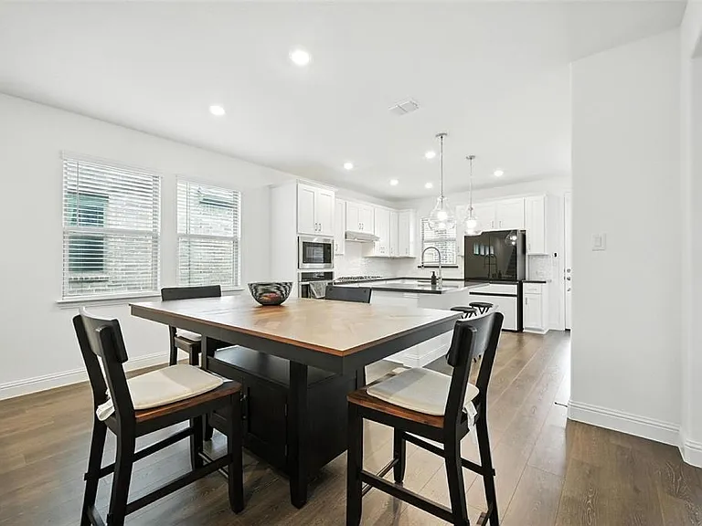 447 Holly Rd — Photo 21