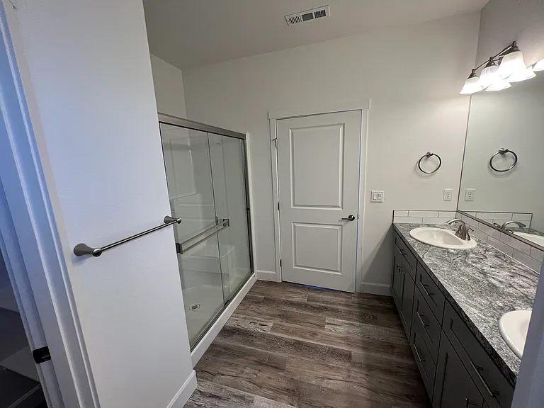 7813 Coldwater Dr — Photo 17