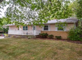 3495 Luce Rd, Flushing, MI 48433