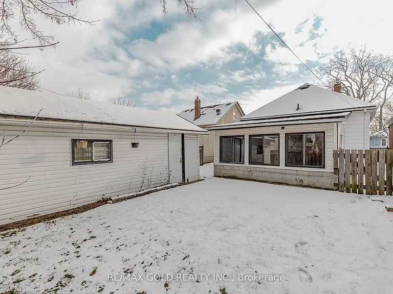 55 Hamilton St — Photo 23