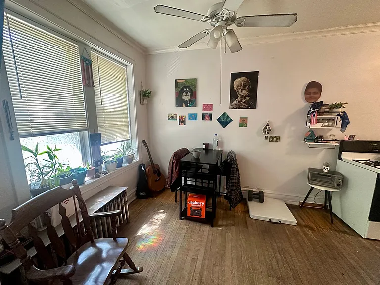 4824 W Addison St — Photo 5