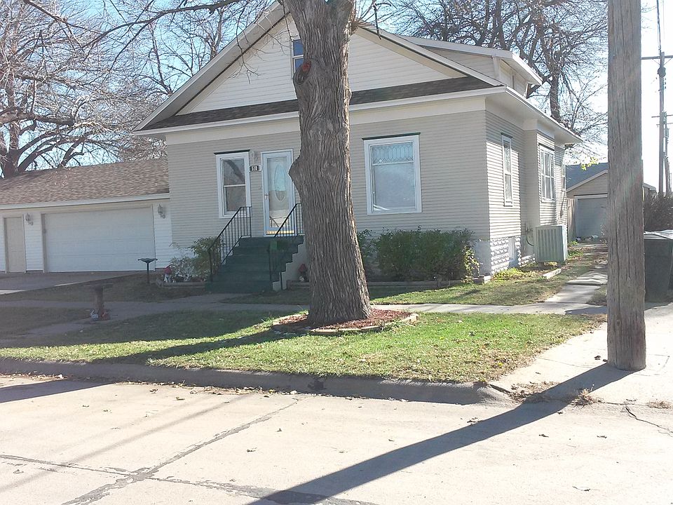 1st image of 518 E G St