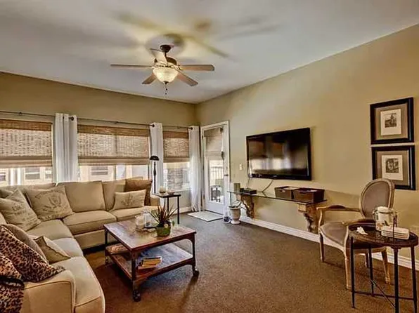 5450 E Deer Valley Dr, Phoenix, AZ