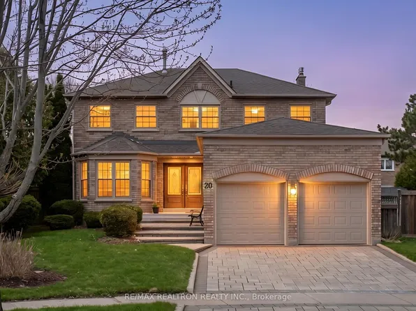 20 Amberwood Ct, Markham, ON L3R 9N1