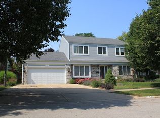 744 W Whitegate Ct, Mount Prospect, IL 60056