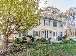 626 Fox Farm Rd, Asbury, NJ 08802